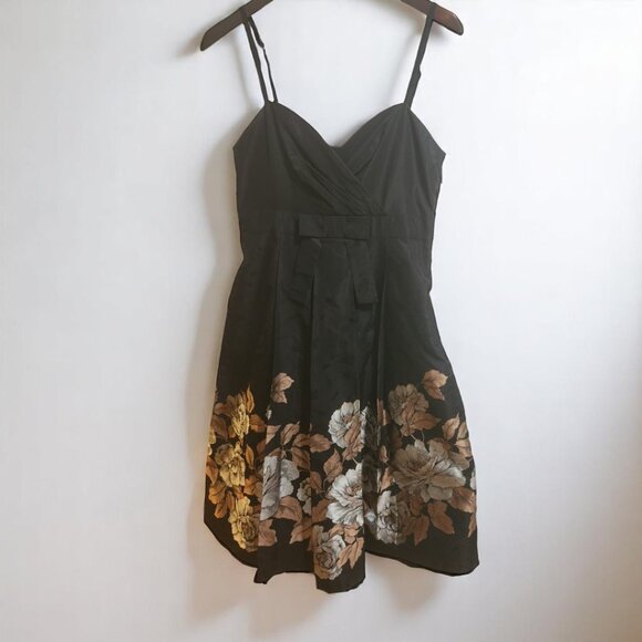 Simple Creative Products Dresses & Skirts - Black floral cocktail dress